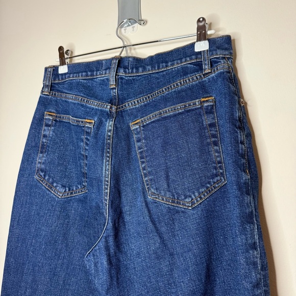 A+F Curve Love Ankle Straight Ultra High Rise Medium Wash Jeans - Picture 7 of 8